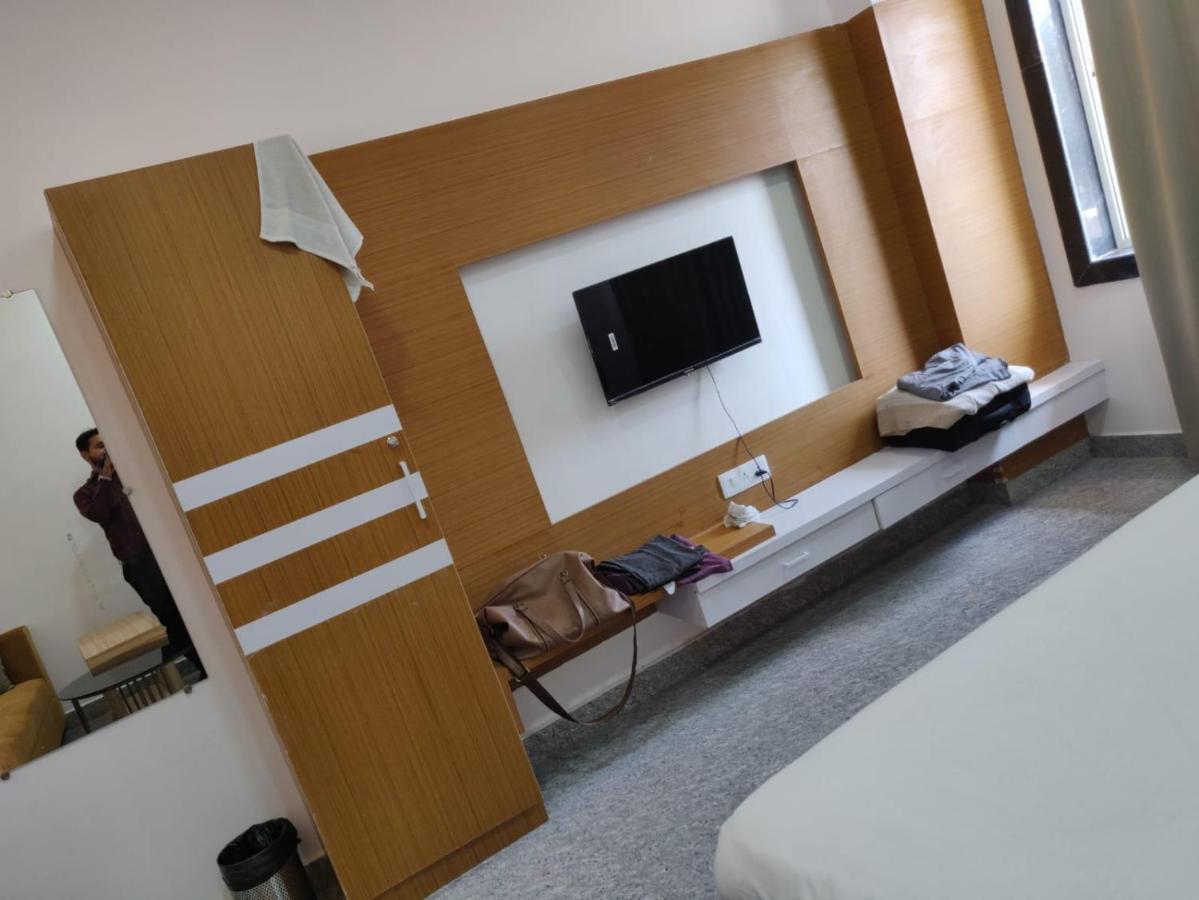 Hotel Virasat By Bookingcare Chhatarpur Εξωτερικό φωτογραφία