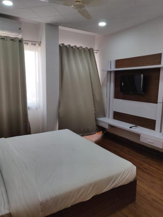 Hotel Virasat By Bookingcare Chhatarpur Εξωτερικό φωτογραφία